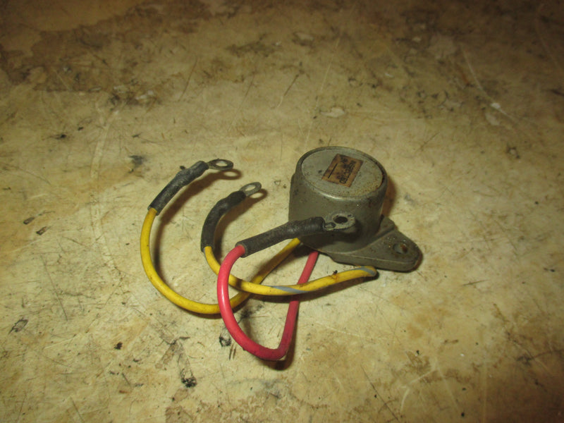 Johnson 90hp 2 stroke outboard rectifier regulator (511938)
