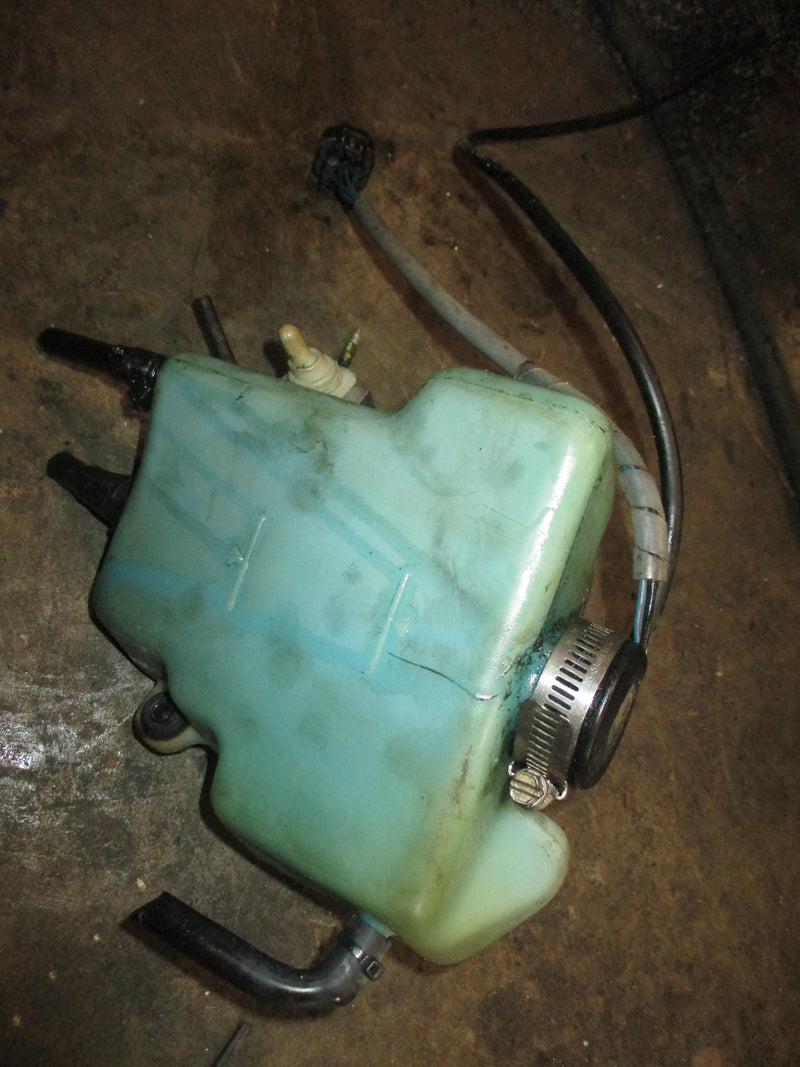 Yamaha HPDI 200hp outboard oil tank with sensor (68F-21750-00-00)