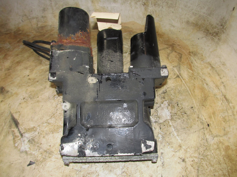 Mercury 135hp 2 Stroke Outboard Tilt trim unit (8M0231193)