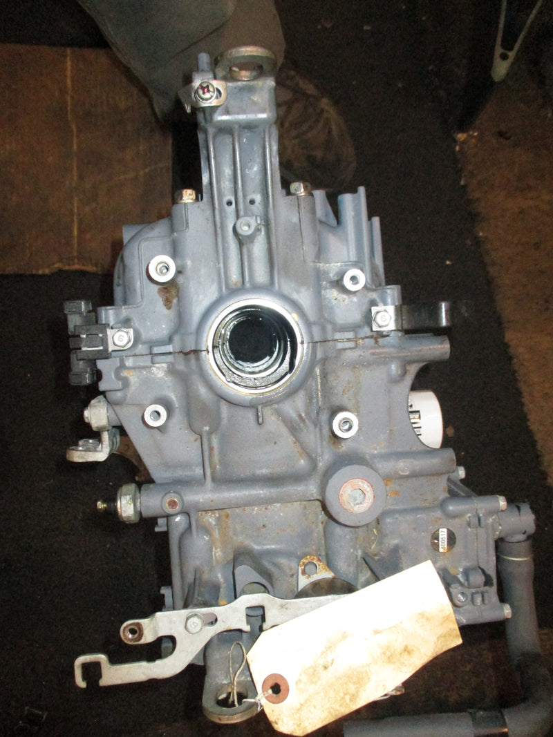 Yamaha 115hp 4 stroke outboard crankcase block