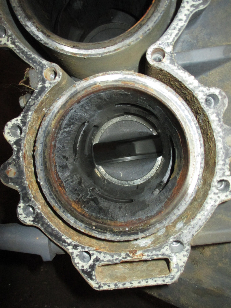 Yamaha 150hp 2 stroke outboard crankcase block
