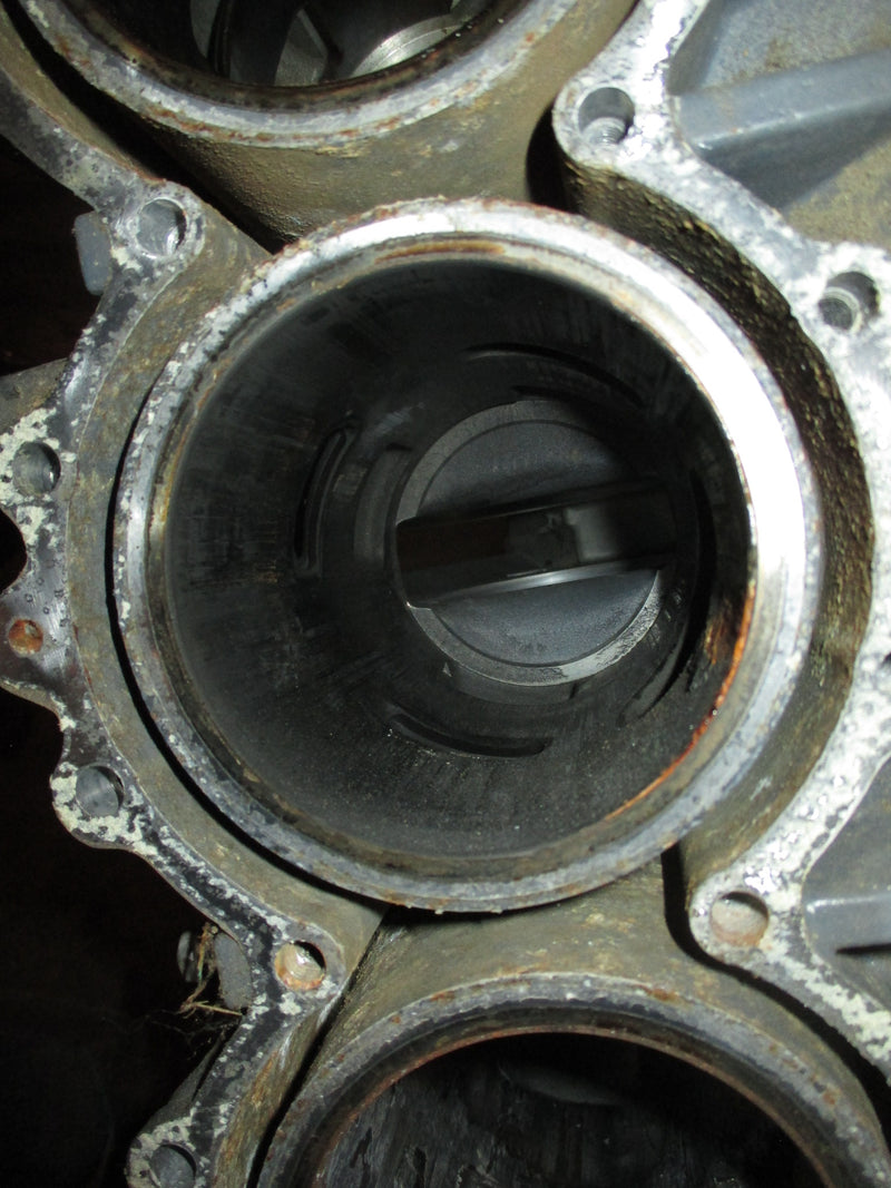 Yamaha 150hp 2 stroke outboard crankcase block