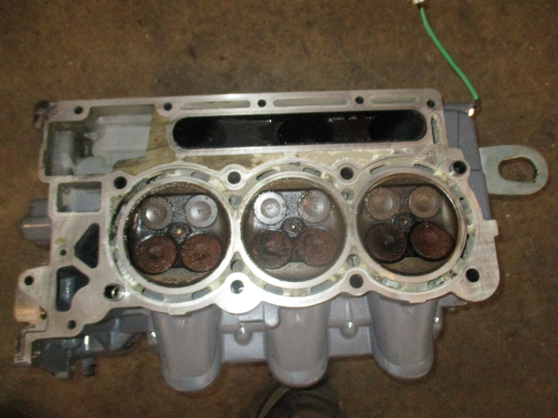 Suzuki DF350 A 350hp outboard starboard cylinder head (11101-98L01)