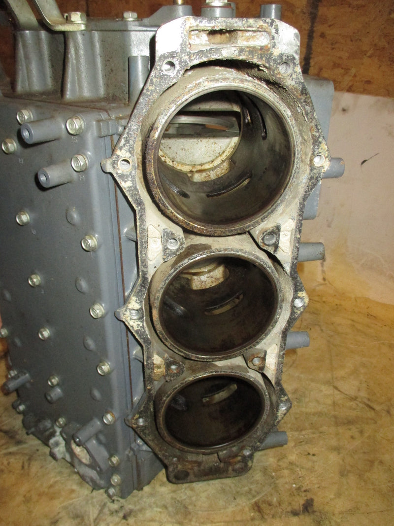 Yamaha 150hp 2 stroke outboard crankcase block
