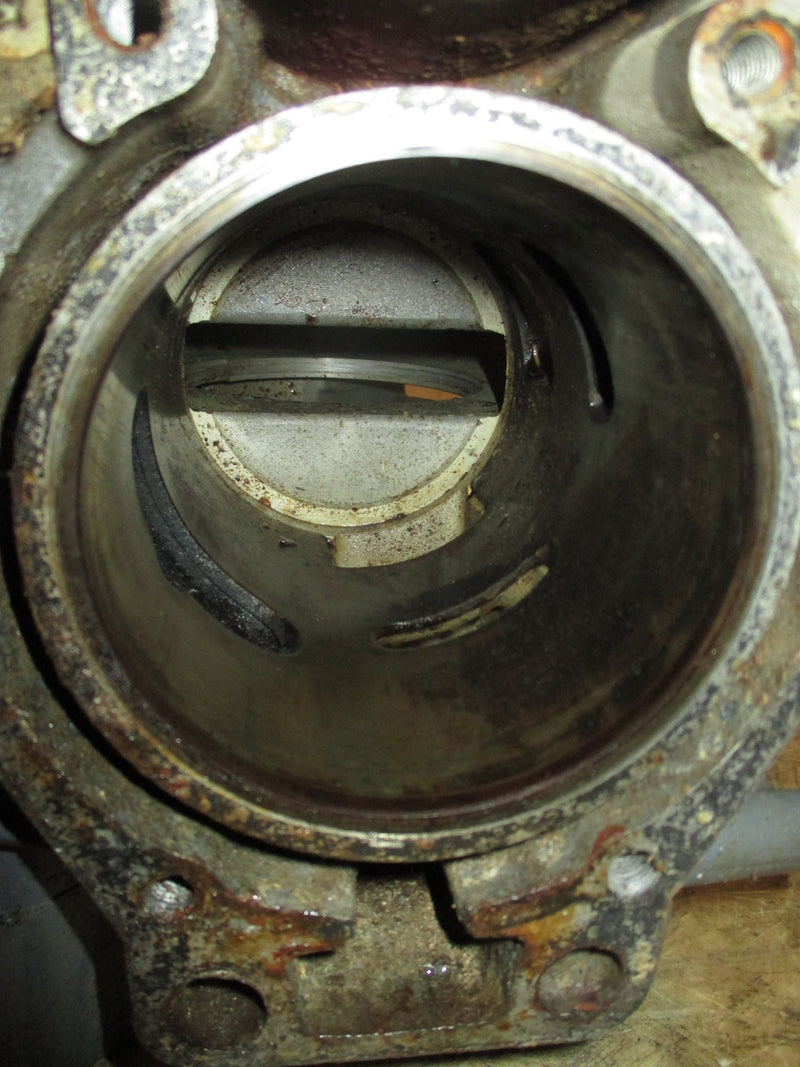 Yamaha 150hp 2 stroke outboard crankcase block