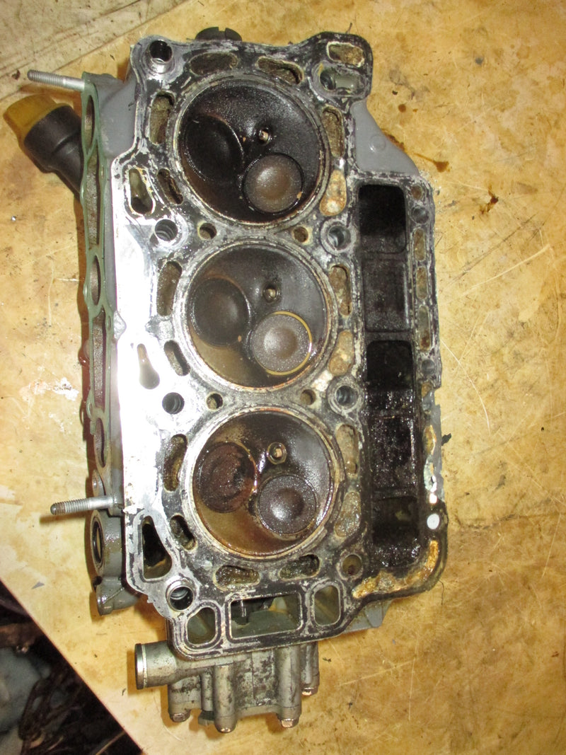 Honda BF40A 40hp outboard cylinder head (PARTS)