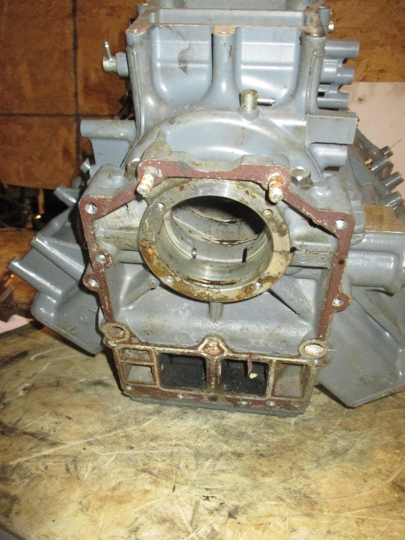 Yamaha 150hp 2 stroke outboard crankcase block