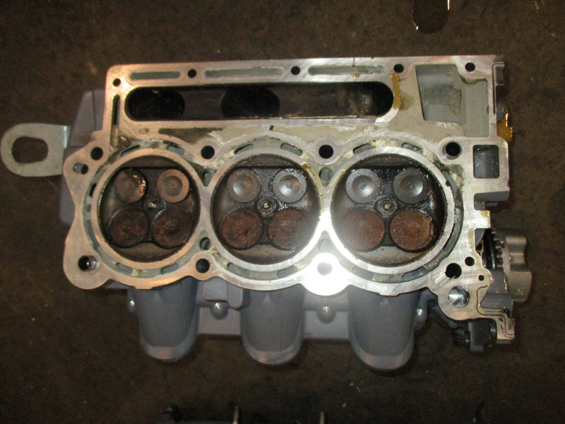 Suzuki DF350 A 350hp outboard port cylinder head (11101-98L01)