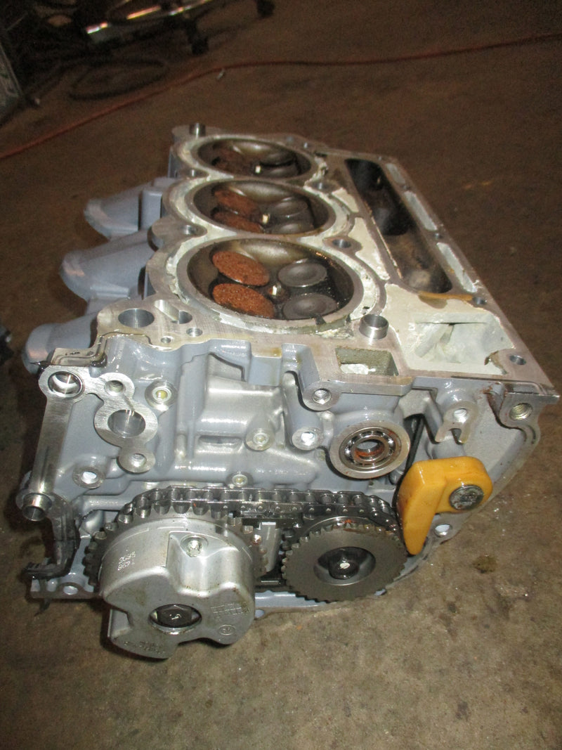 Suzuki DF350 A 350hp outboard port cylinder head (11101-98L01)