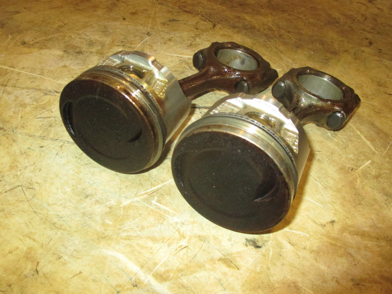 Honda BF40A 40hp outboard piston and rod set of 2 (13101-ZV5-010)