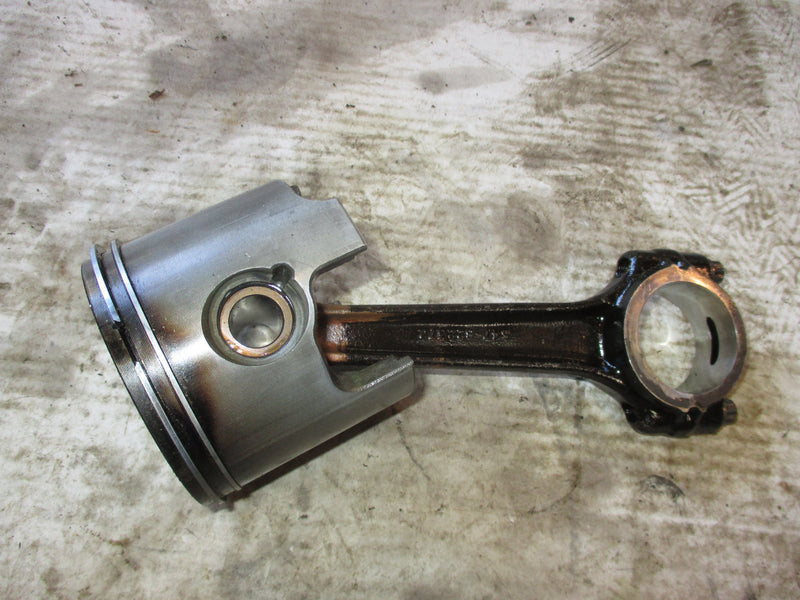 Mercury 225hp optimax outboard starboard piston and rod (859297T2)