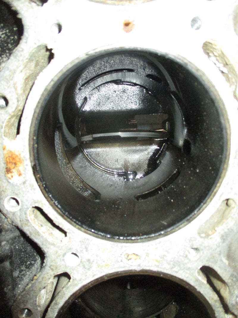 Evinrude E-TEC 250hp 2 stroke outboard Crankcase Block