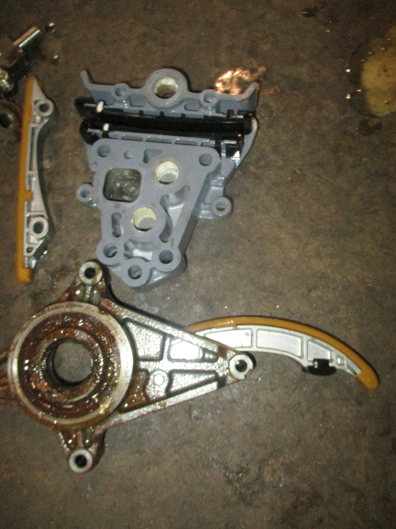 Suzuki DF350 A 350hp outboard timing chain tensioner and guides (12810-93J00)