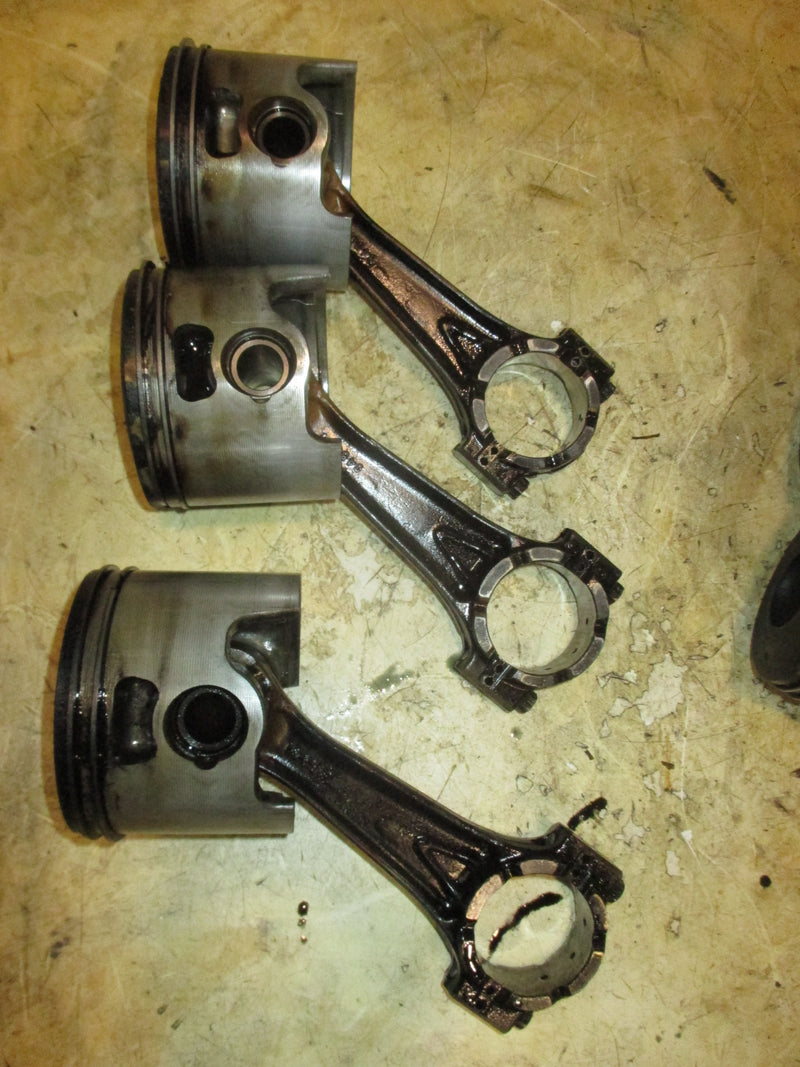 Evinrude E-TEC 250hp 2 stroke outboard Piston and Rod Set of 6 (5006516/5006517)