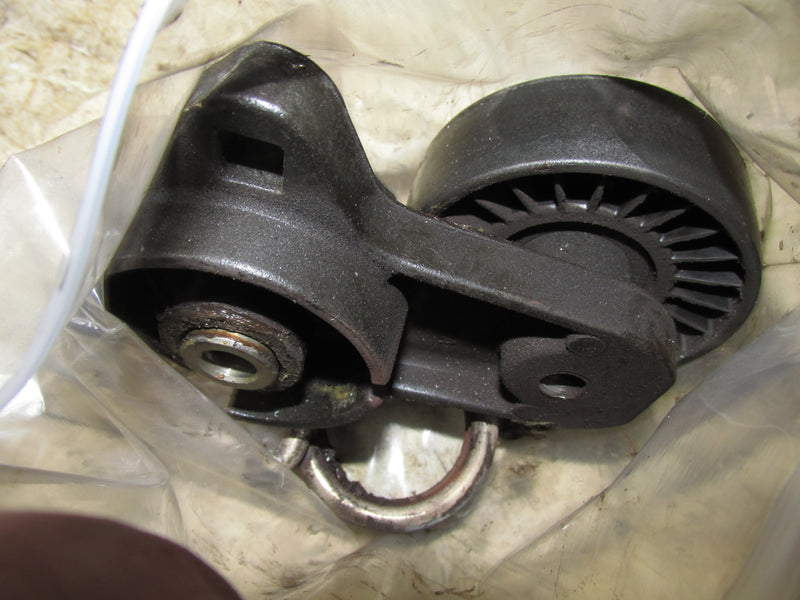 Mercury 135hp 2 Stroke Outboard Belt tensioner (856815T2)