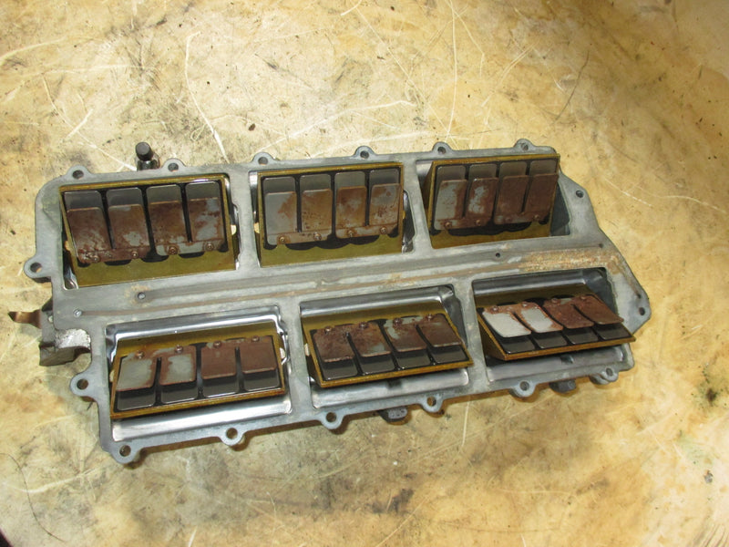 Yamaha 150hp 2 stroke outboard intake manifold and reeds (6G5-00)