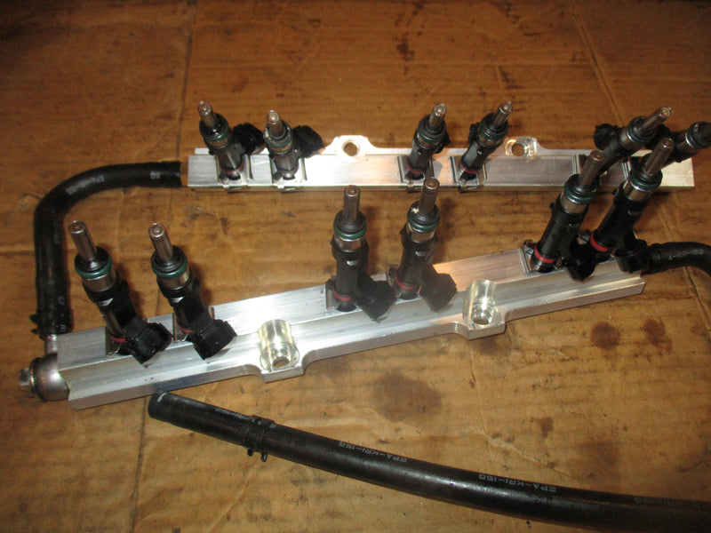 Suzuki DF350 A 350hp outboard Fuel Rail and injector set 15710-98L10