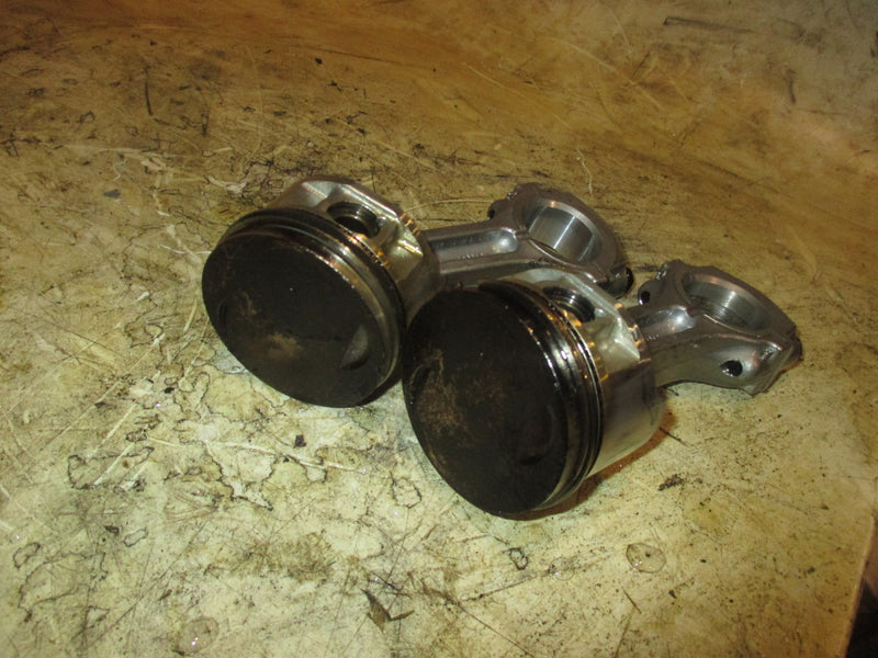 Mercury 20hp 4 Stroke outboard Piston and Rod Set of 2 (879147A81)