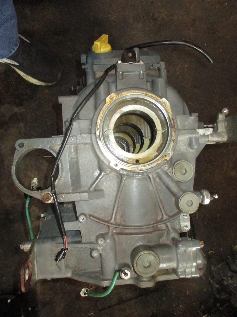 Suzuki DF150 150hp 4 stroke outboard crankcase block