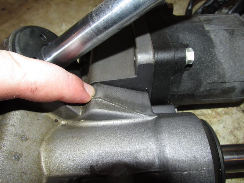 Honda BF90A 90hp 4 stroke outboard Tilt trim unit