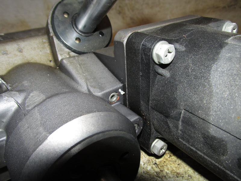 Honda BF90A 90hp 4 stroke outboard Tilt trim unit