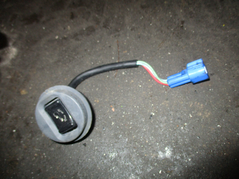 Yamaha 60hp 2 stroke outboard tilt trim switch (6H1-82563-10-00)