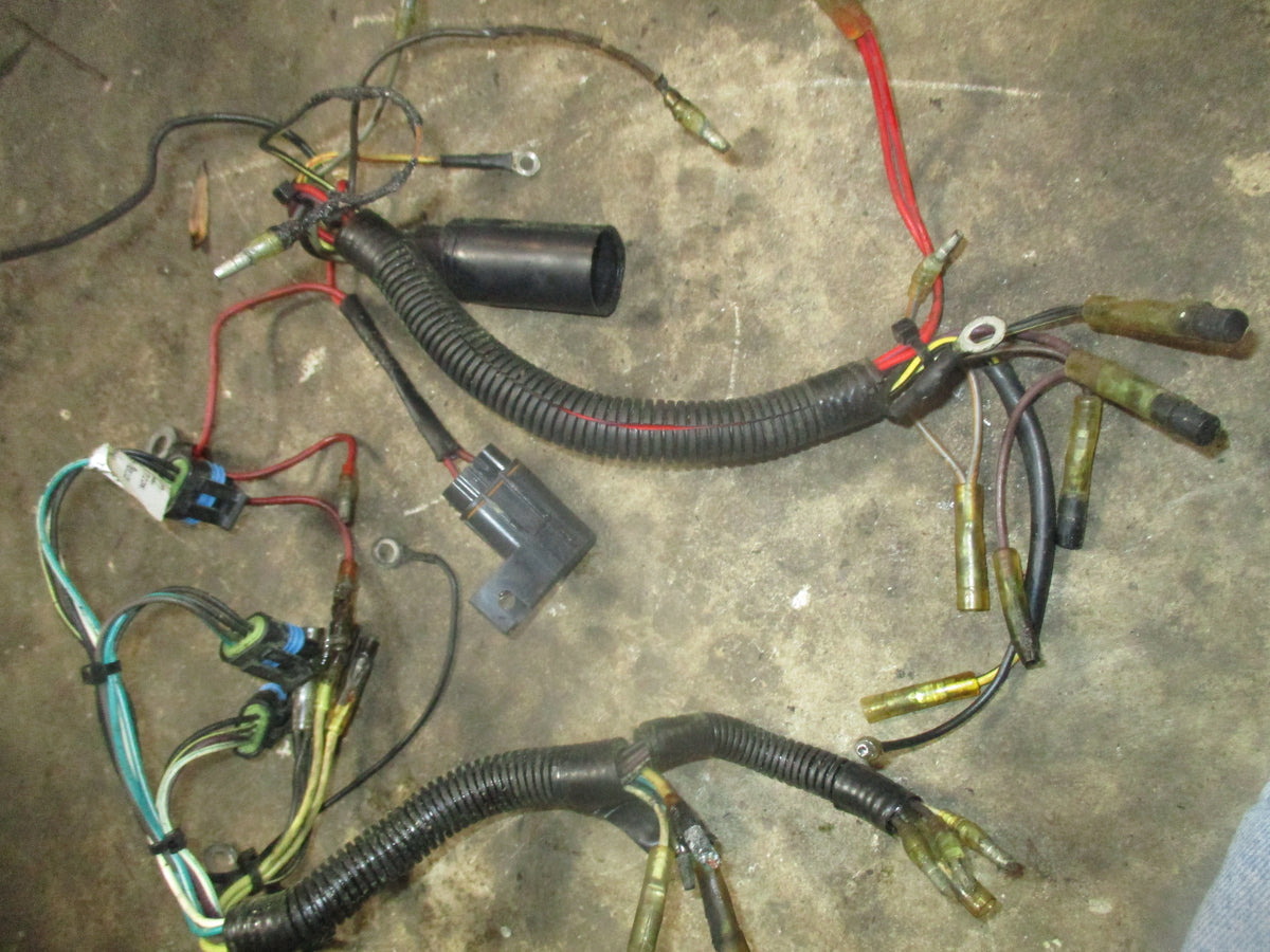 Mercury 90hp 2 stroke outboard engine wiring harness (84-85004681)