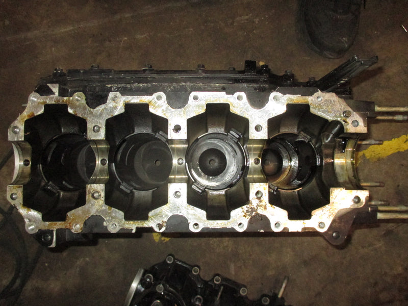 Mercury 115hp 2 stroke outboard crankcase block