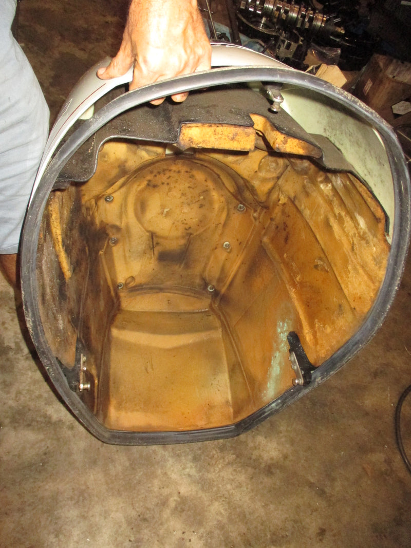 Evinrude E-TEC 300hp 2 stroke outboard top cowling