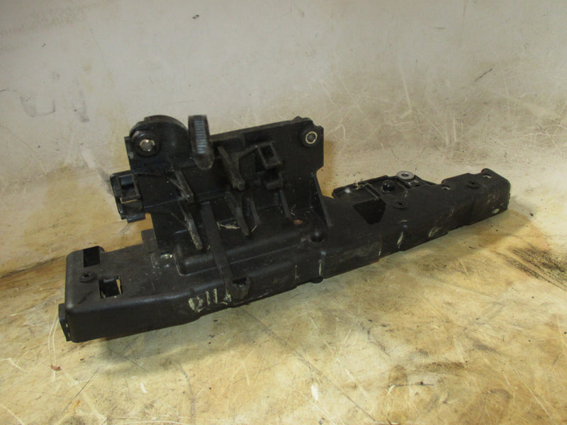 Yamaha 115hp 4 stroke outboard electric holder (68V-81948-00)