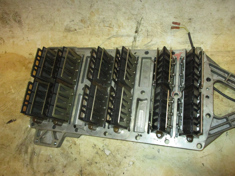 Evinrude E-TEC 300hp 2 stroke outboard intake manifold and reeds (349332)
