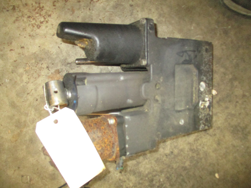 Mercury Optimax 225hp outboard tilt trim unit