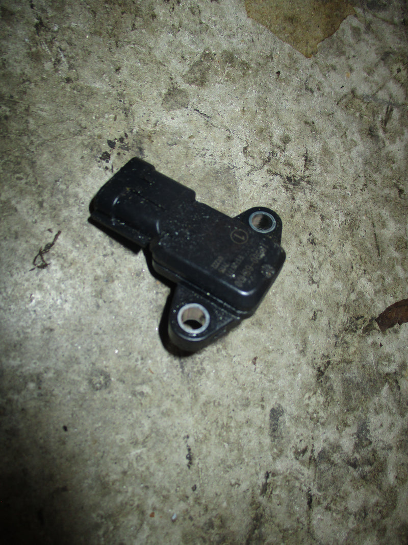 Suzuki DF90 outboard map sensor (18590-68H00)