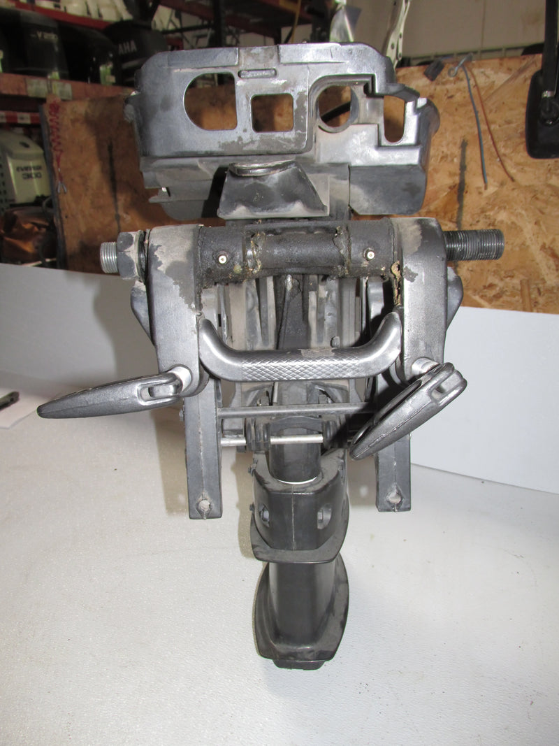 Mercury Tracker 25hp outboard 20" Mid section