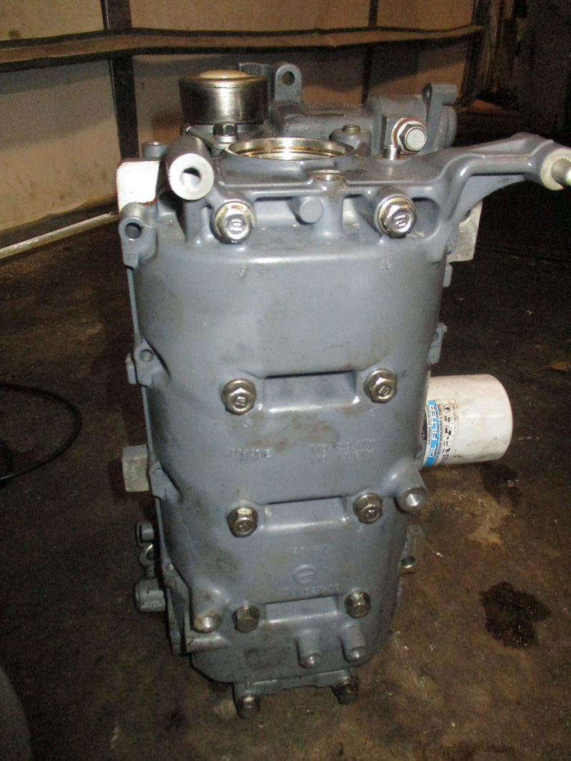 Yamaha 60hp 4 stroke outboard crankcase block