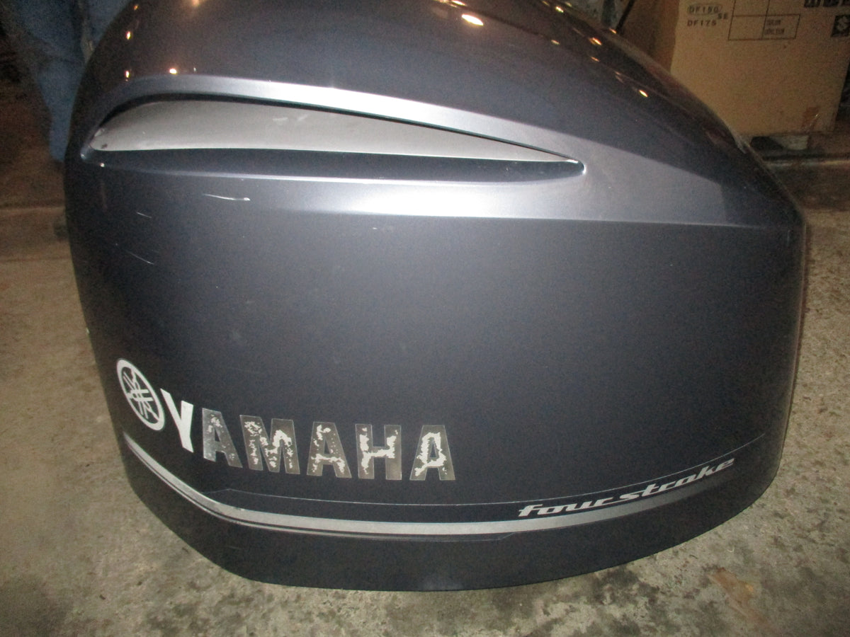 Yamaha 350hp 4 stroke outboard top cowling