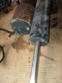 Load image into Gallery viewer, Mercury 115hp 4 stroke outboard tilt trim unit
