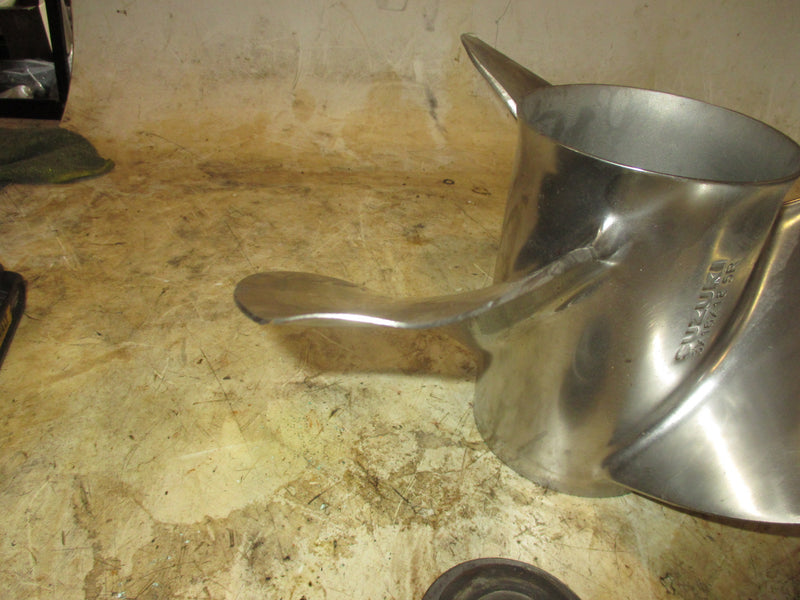 Suzuki DF150-250hp 4 stroke outboard stainless steel propellor (3x16x18.5R)