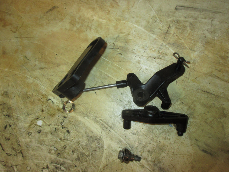 Yamaha 150hp 4 Stroke outboard Throttle Bracket (63P-41213-00-00)