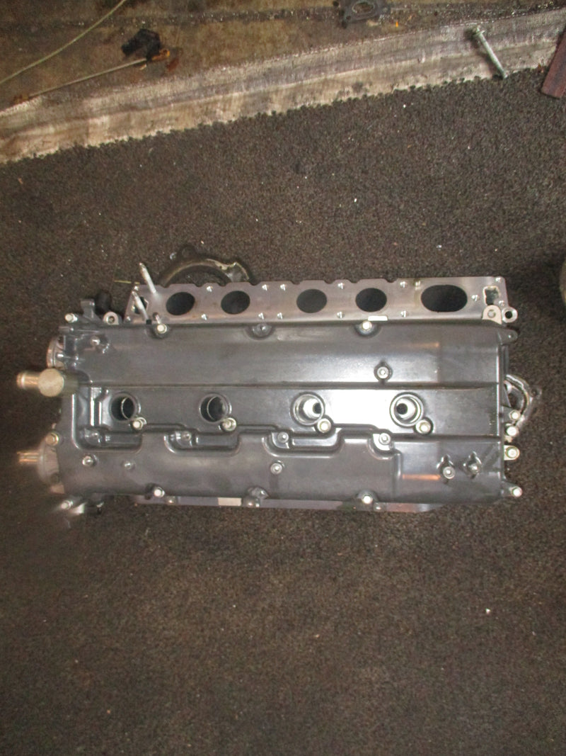 Yamaha 350hp 4 stroke outboard port cylinder head (6AW-00)