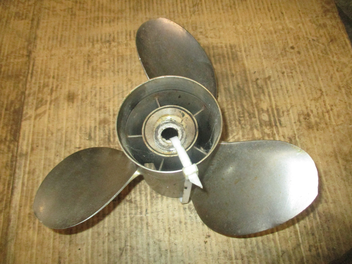 Yamaha 115hp 2 stroke outboard powertech ss propeller 17 Pitch