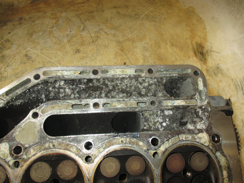 Johnson/Suzuki 140hp 4 stroke outboard cylinder head (11100-90J06)
