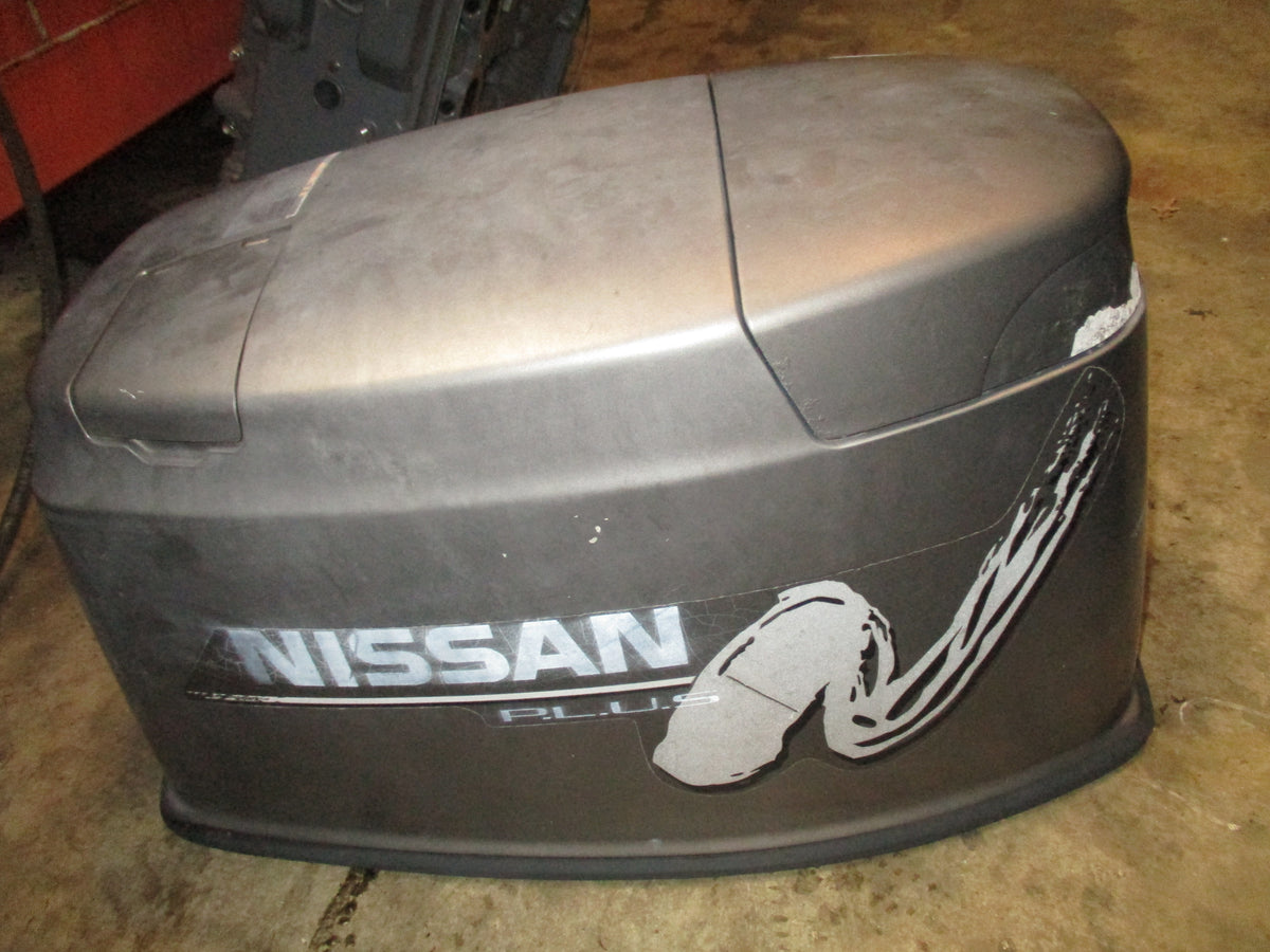 Nissan 70hp Plus 2 stroke outboard top cowling