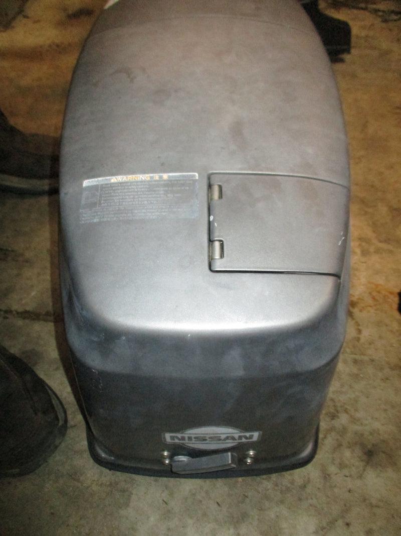 Nissan 70hp Plus 2 stroke outboard top cowling