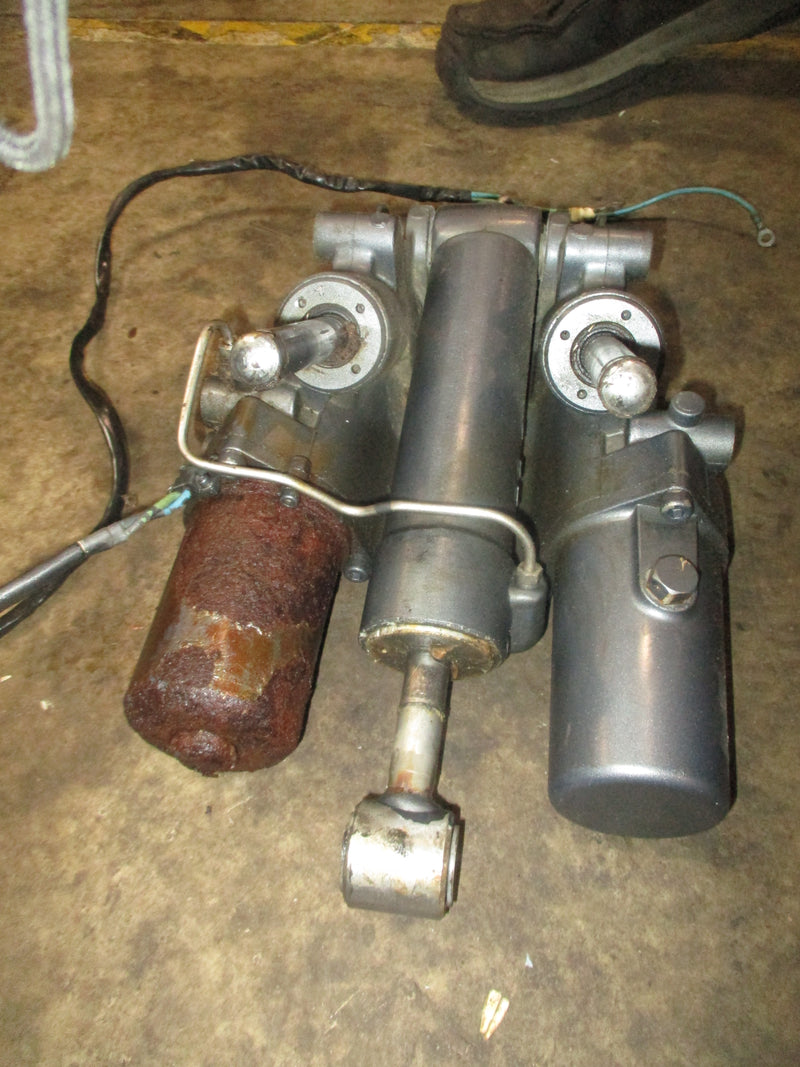 Yamaha 250hp 4 stroke outboard tilt trim unit 69J-43800-05-8D