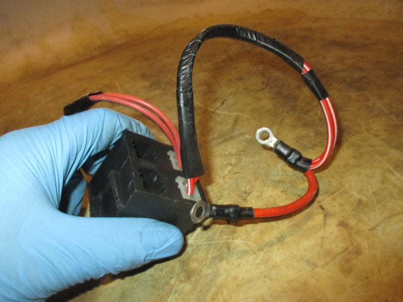 Yamaha 150hp OX66 2 stroke outboard fuse holder with 2 fuses (61A-82153-00)