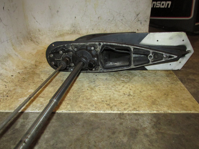 Johnson GT 200hp 2 Stroke Outboard 25 inch lower unit