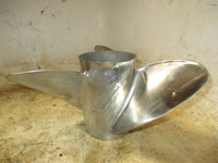 Load image into Gallery viewer, Suzuki 150 -250 hp 4 stroke outboard stainless steel propellor (14 3/4x23R)
