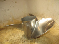 Load image into Gallery viewer, Suzuki 150 -250 hp 4 stroke outboard stainless steel propellor (14 3/4x23R)
