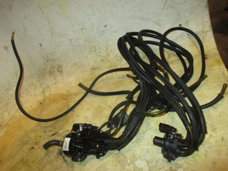 Evinrude Etec 175hp 2 Stroke outboard Oil Injector and Hoses (5007744)